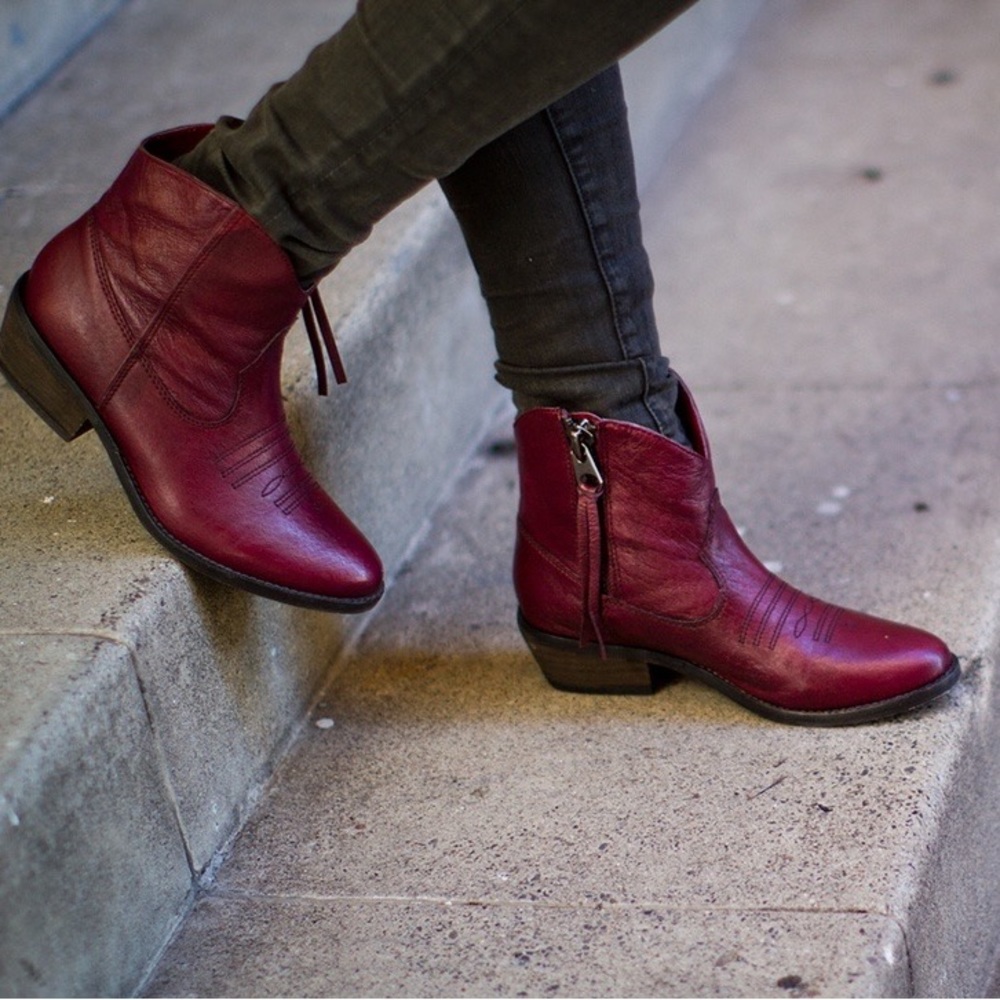Burgundy Western Booties